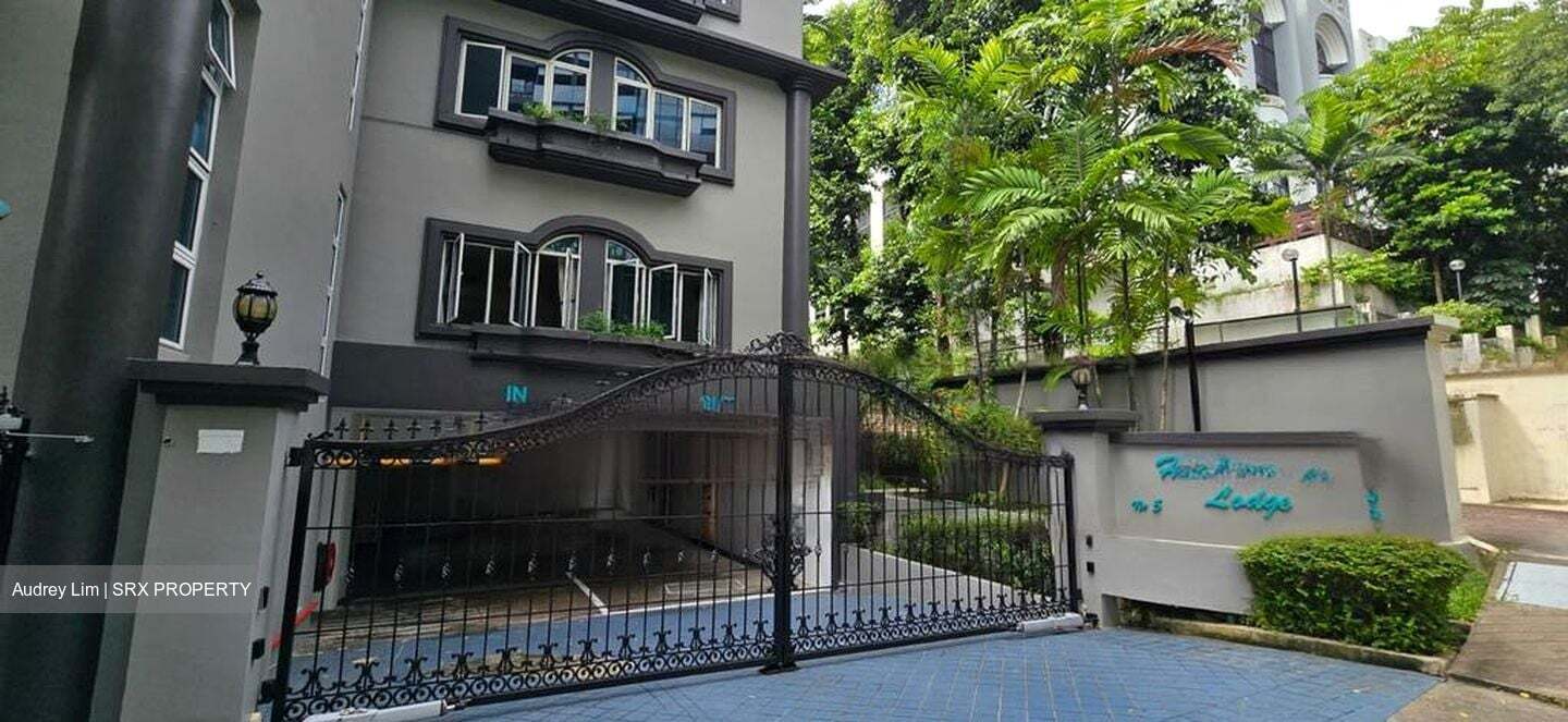 Holland Hill Lodge (D10), Apartment #458569271